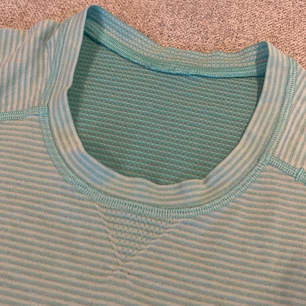 Lululemon Striped Blue Tee - Picture 5 of 7